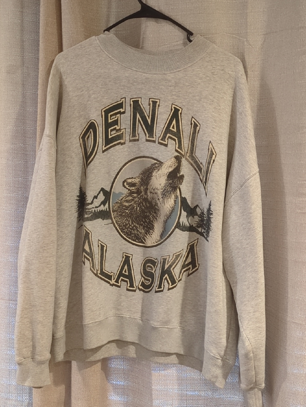 Abercrombie & Fitch Wolf Denali Sweatshirt